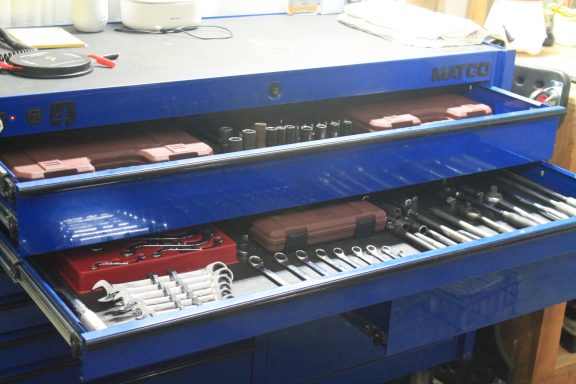 Mechanics toolbox with top 2 drawers open
